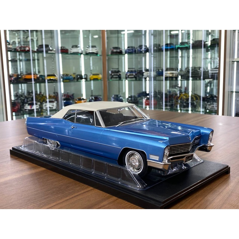 1/18 Diecast Metal Cadillac DeVille 1967 by KKScale in Blue