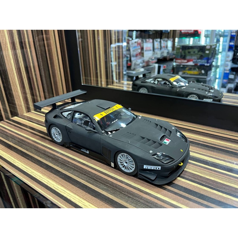 Kyosho Ferrari 575GTC - 1/18 Diecast Model, All Opening - Matt Black
