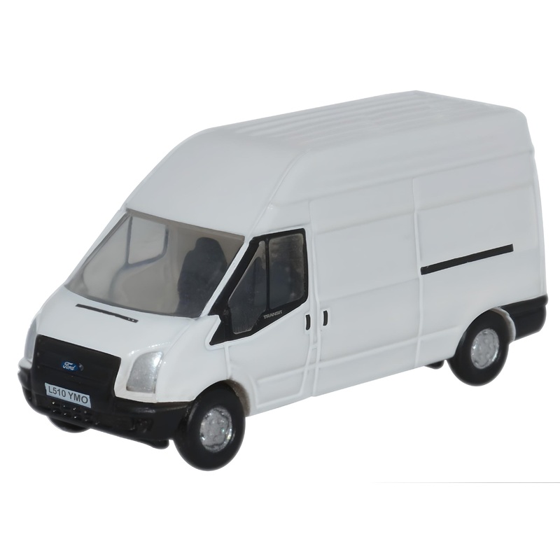 White Transit LWB High 2006 - 1:148 Scale