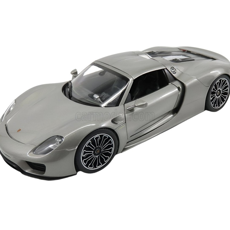 Welly 2015 Porsche 918 Spyder Hardtop (Closed) Grey Metallic 1:18