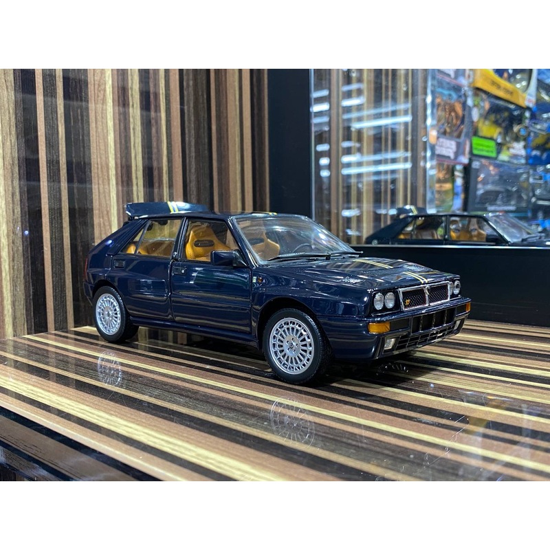 1/18 Diecast Lancia Delta HF Integrale Club Hi-Fi Dark Blue Kyosho Scale Model Car