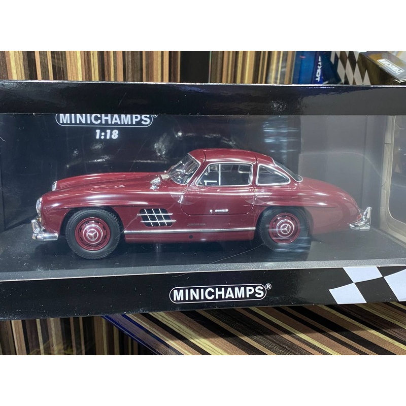 1/18 Diecast Mercedes-Benz 300 SL 1955 Brown Model Car by Minichamps