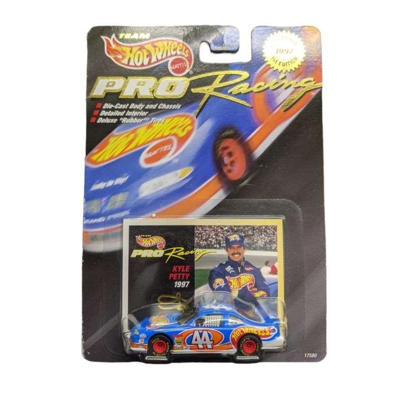EXCLUSIVE Hotwheels pro racing 44 pontiac grand prix