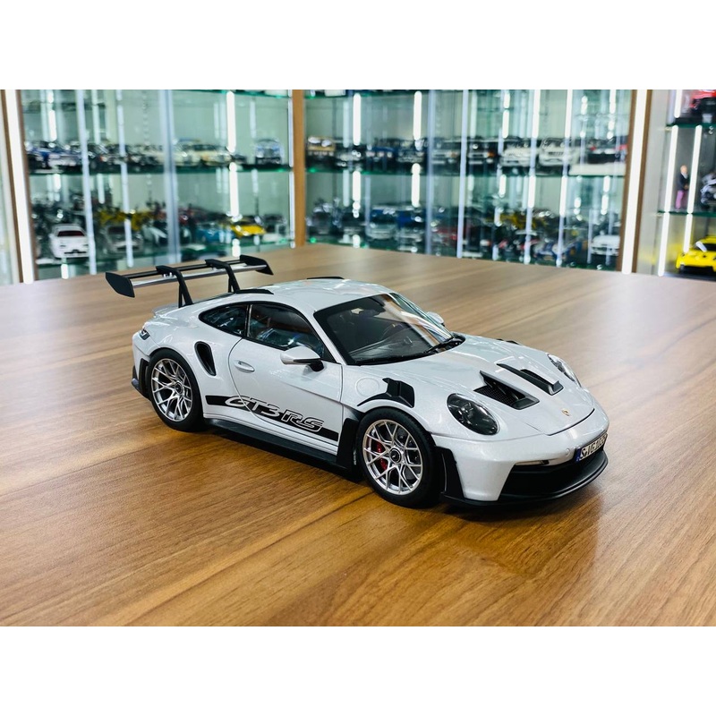 NOREV Porsche 911 GT3 RS - Ice Grey (2022, 1/18 Scale)