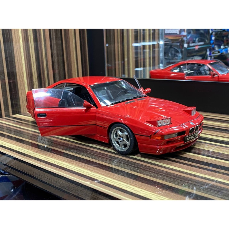 1/18 Diecast BMW 850 CSI E31 Red Solido Miniature Model Car