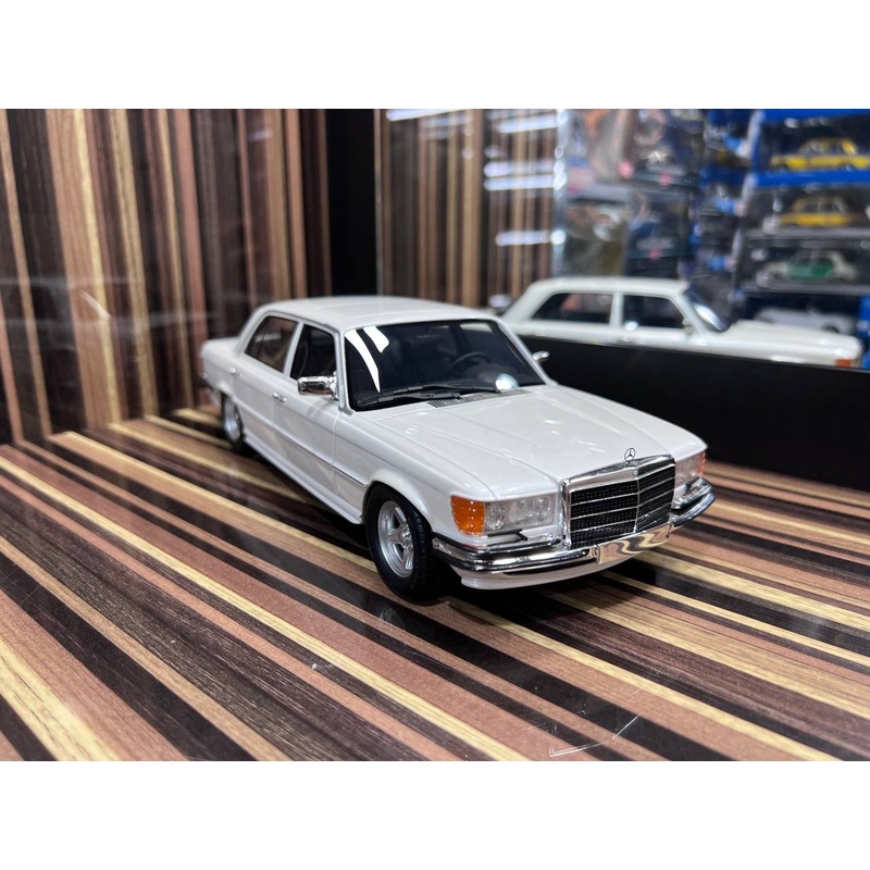 1/18 Diecast Mercedes-Benz 450 SEL 6.9 AMG White IVY Models Scale Model Car