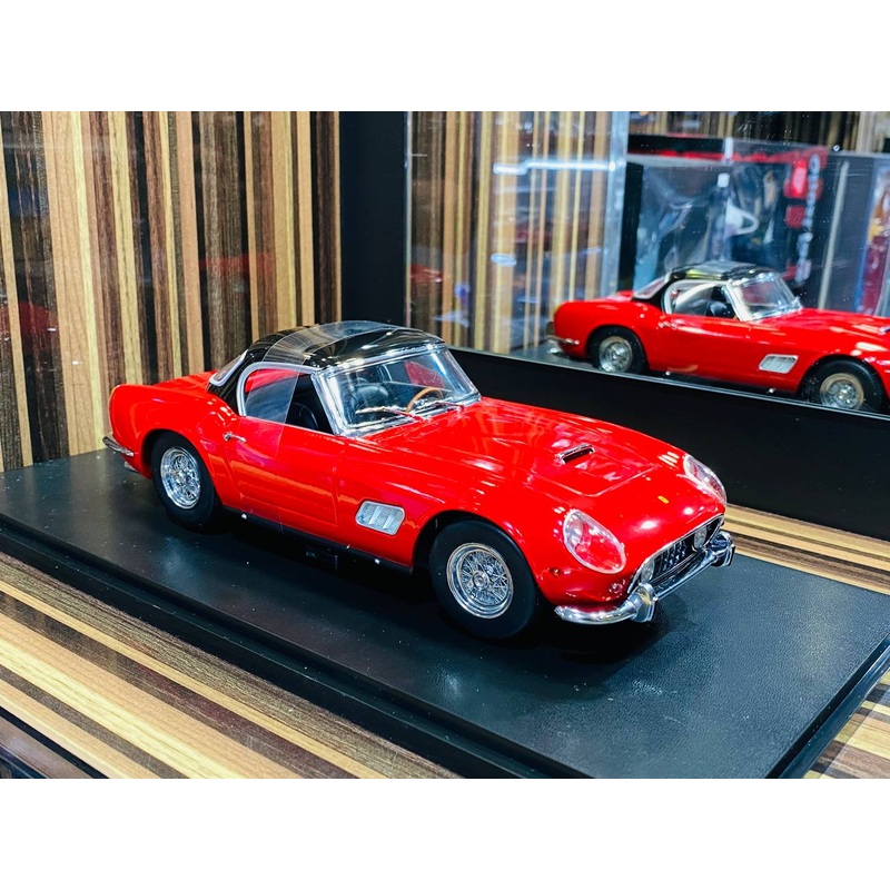 1/18 Diecast Ferrari 250 GT Spyder California 1960 Red Model Car by KK Models