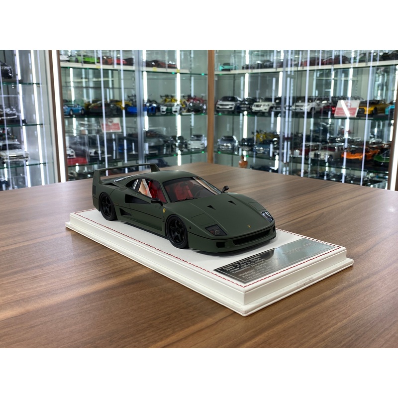 1/18 Resin Model Davis & Giovanni Ferrari F40 Military green, black/red interior Limited to 8 Pcs.