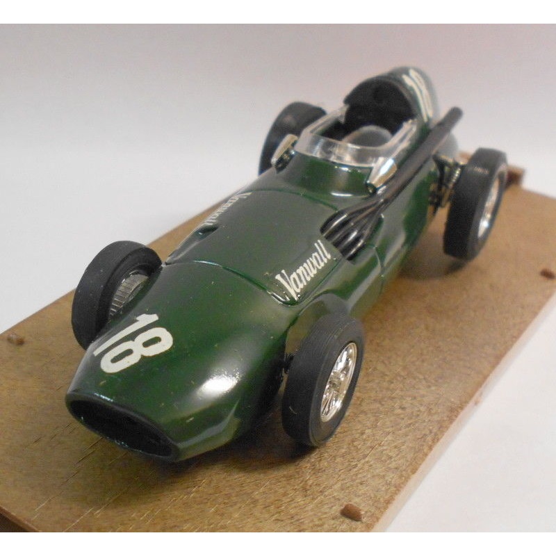 Brumm 1/43 Scale Metal Model - R98 VANWALL F1 HP285 1957