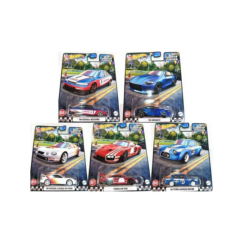 EXCLUSIVE Hotwheels boulevard set of 5