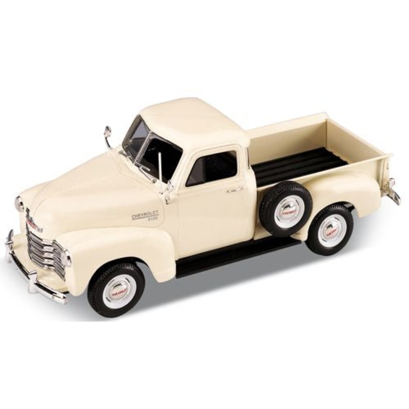 Welly Chevrolet 3100 Pick Up Cream - 1:18 Scale