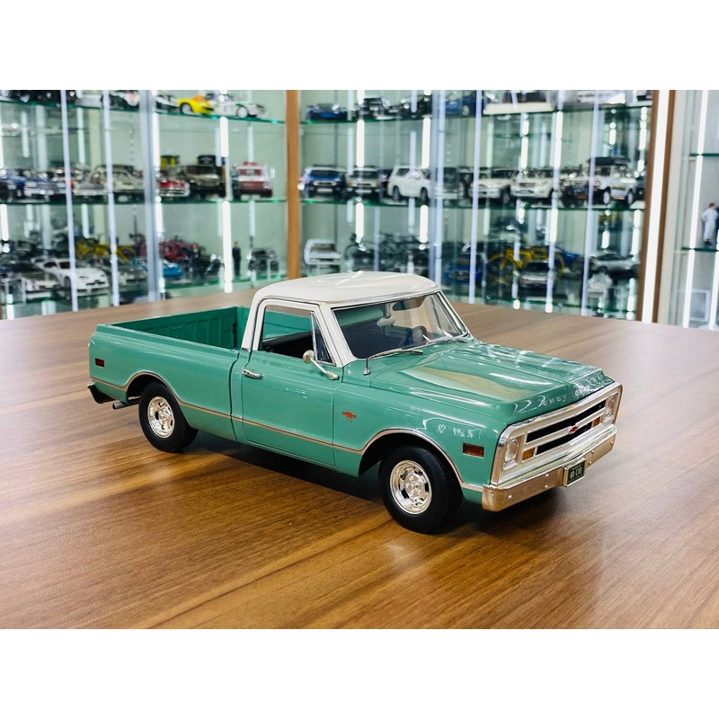 1/18 Diecast Model - ACME Chevrolet C-10 1968 Pickup Truck in Green