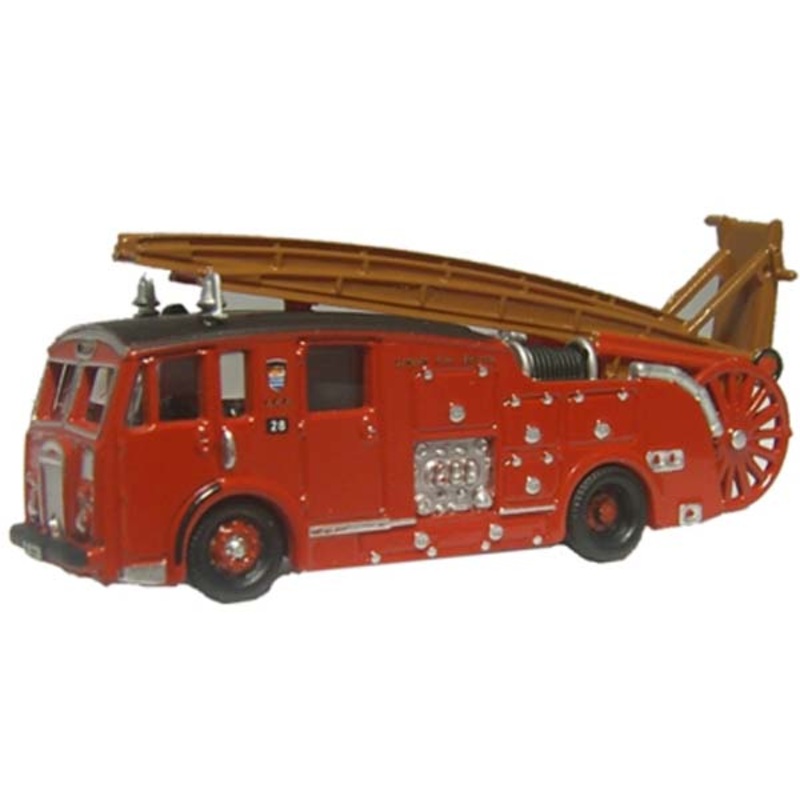 London Dennis F12 fire engine