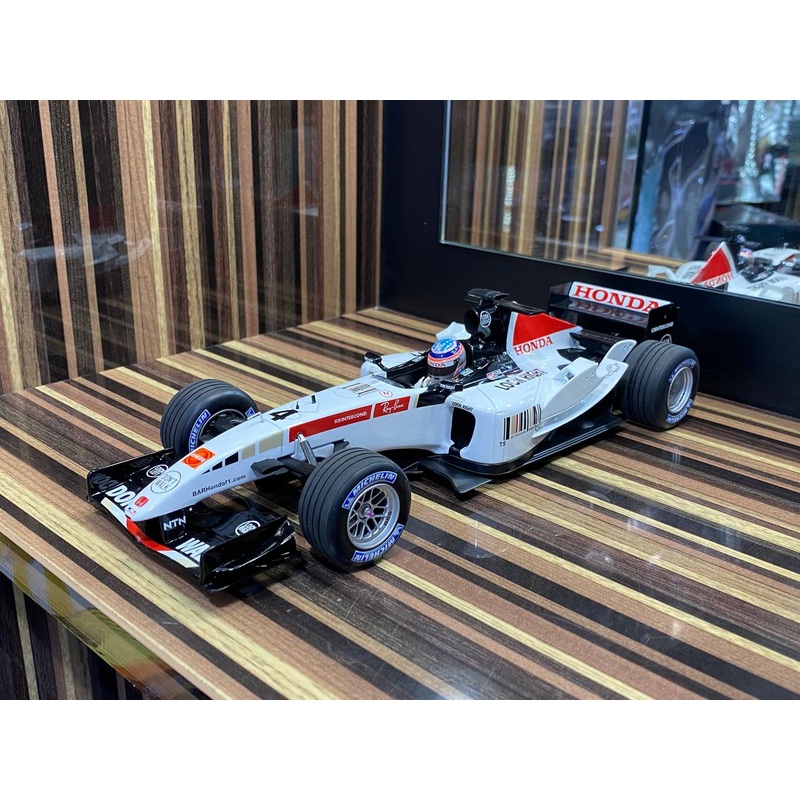 Honda B-A-R Prsentation #4 T. sato 2005 by Minichamps [1/18 Diecast White & Red]