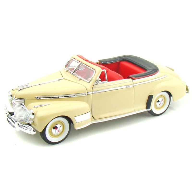 Welly Chevrolet Special Deluxe 1941 Cream - 1:24 Scale