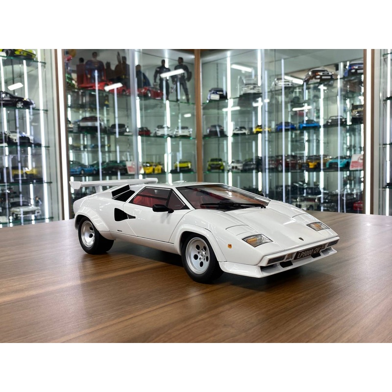 1/12 Diecast Full opening KK Scale Lamborghini Countach LP5000 QV in White