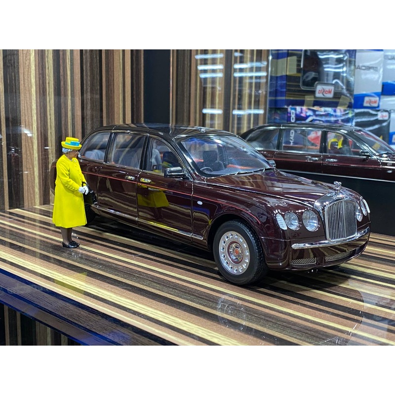 1/18 Bentley State Limousine Maroon by  Minichamps