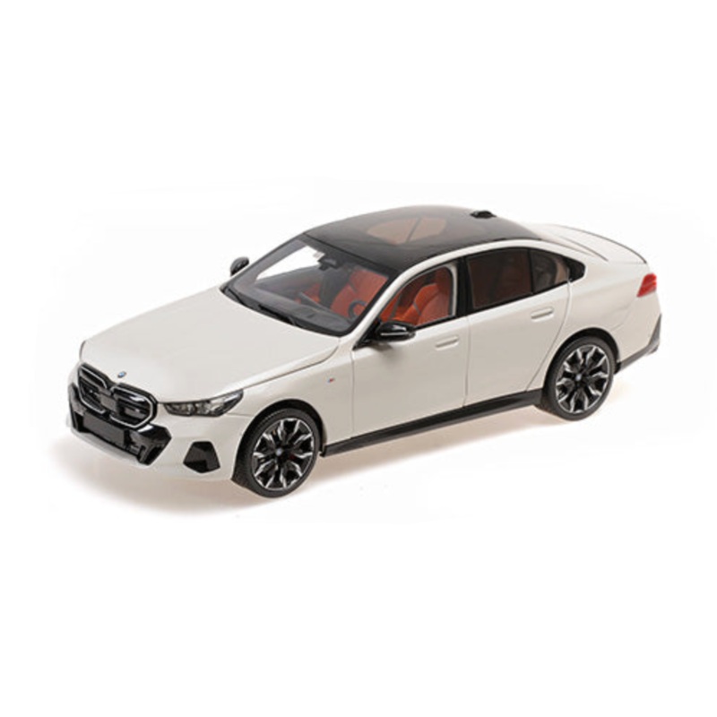 Minichamps 2023 BMW i5 (5 Series) G60 White Metallic 1:18