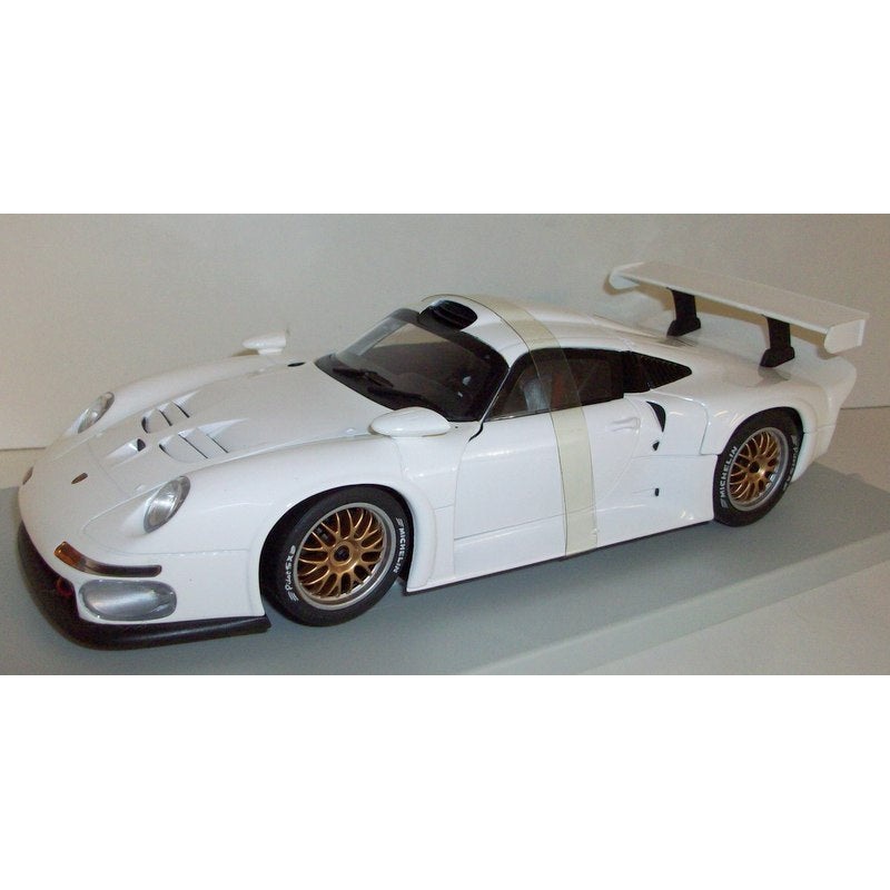 UT Models 1/18 Scale - 180 966600 Porsche 911 GT1 1996 White