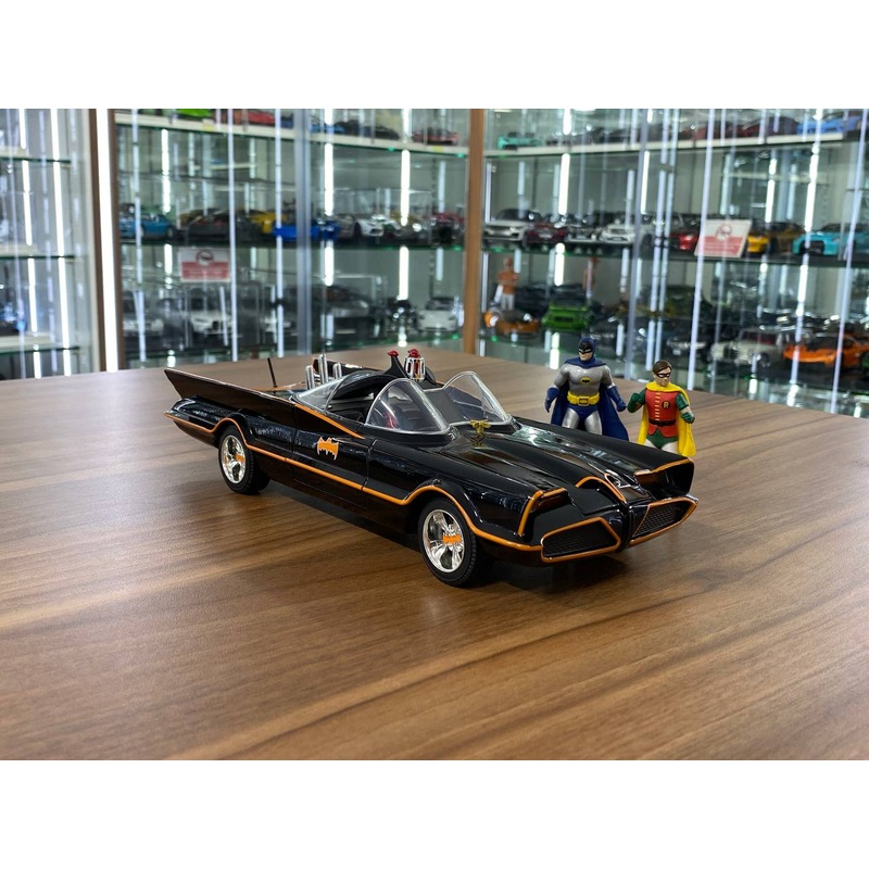1/18 Diecast Batman Classic TV Series Batmobile 1966 Black