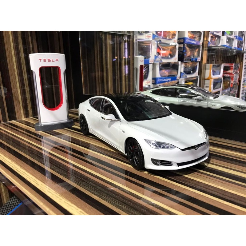 Tesla Model S White