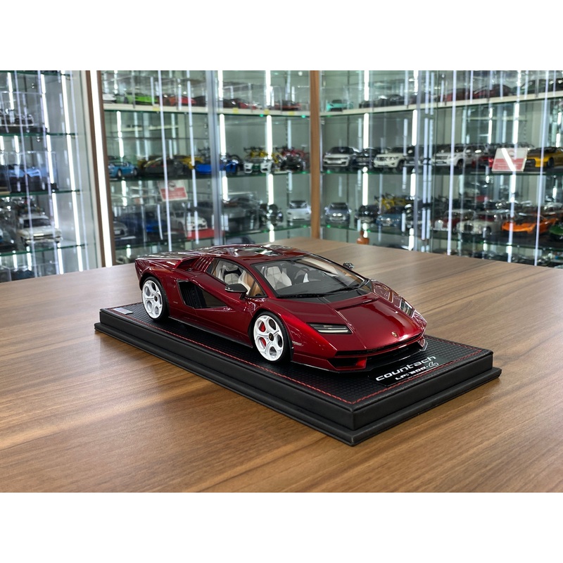 1/18 Resin MR Collection Lamborghini Countach LPi 800-4 Rosso Efesto- Limited 49 pcs