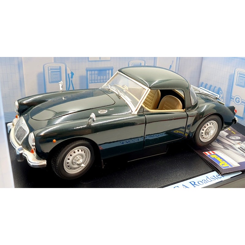 Revell 1/18 Scale Diecast 08443 - MG MGA Roadster Hardtop - Green