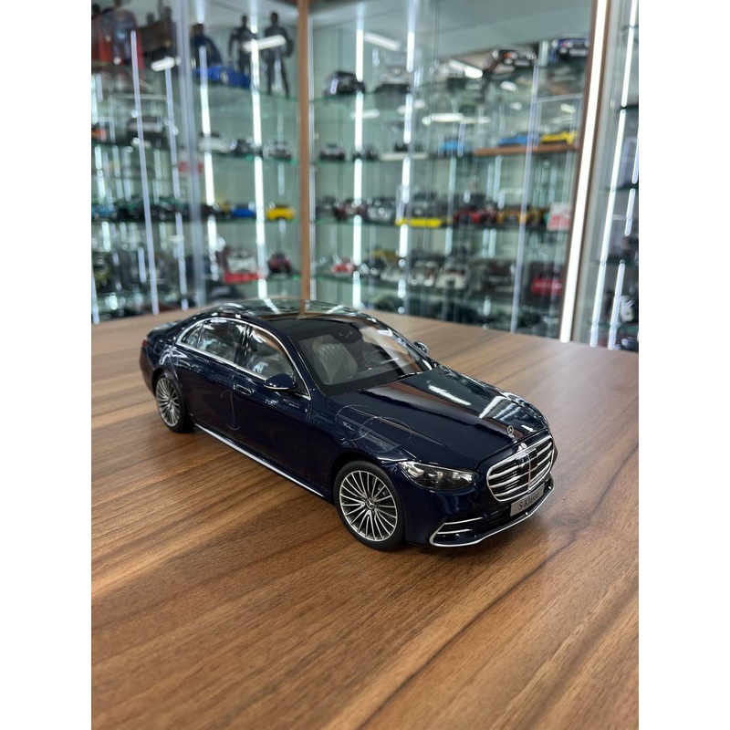 1/18 Diecast Norev Mercedes-Benz S-Class | Metallic Blue | Full Opening