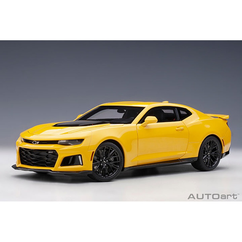 AUTOart 2017 Chevy Camaro ZL1 Bright Yellow 1:18