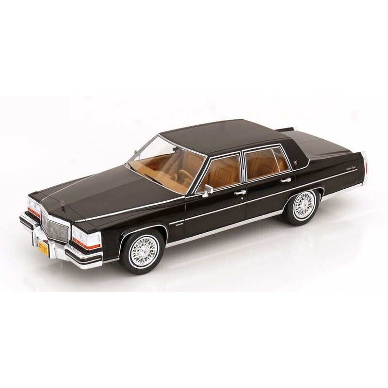 MCG 1982 Cadillac Fleetwood Brougham Black 1:18