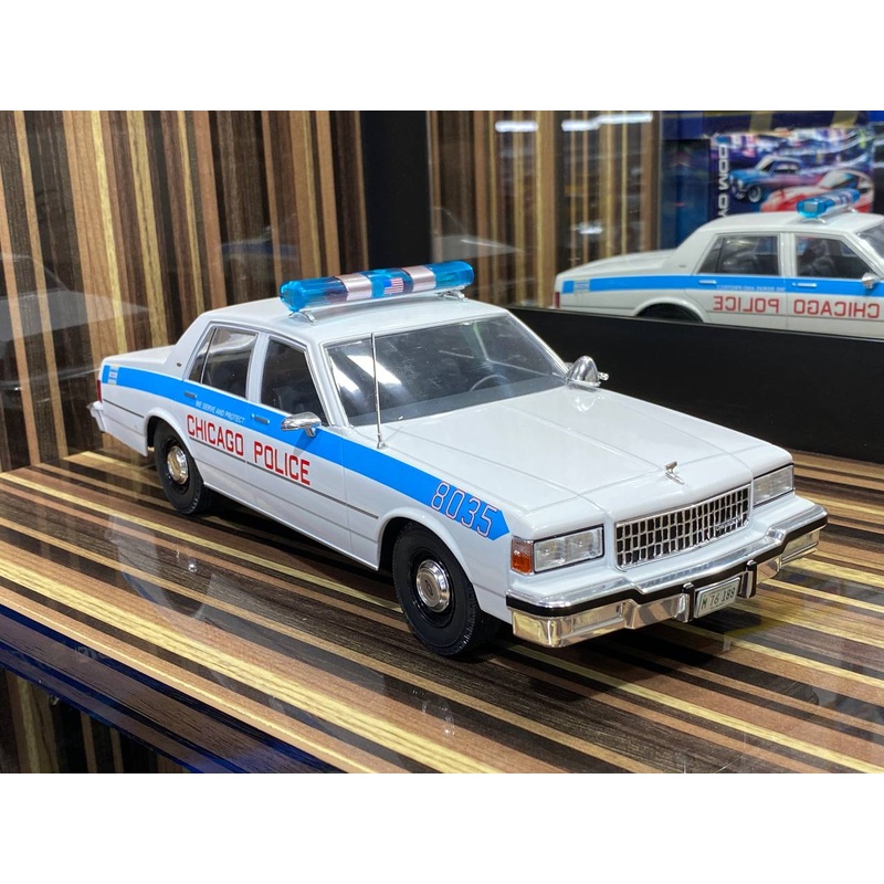 1/18 Chevrolet Caprice Chicago Police White by MCG