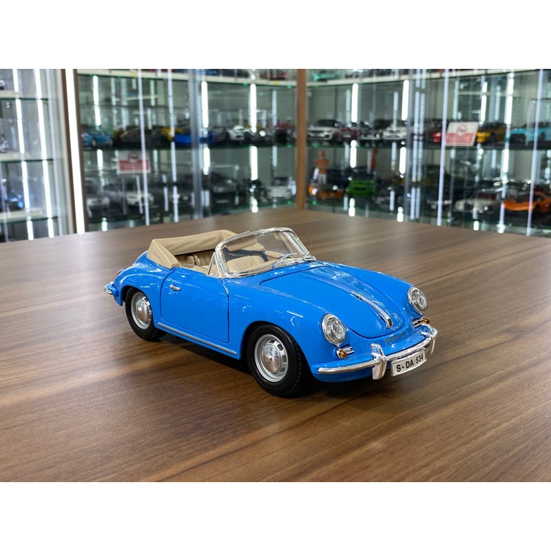 1/18 Diecast Bburago Porsche 356B Cabriolet 1961 in Blue