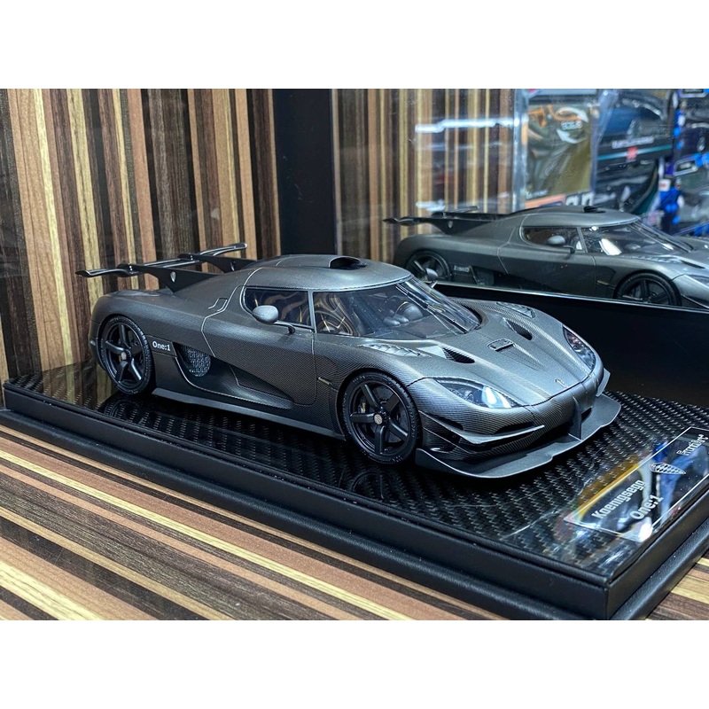 1/18 Diecast Koenigsegg One/1 Fronti Art Black Carbon Miniature Car