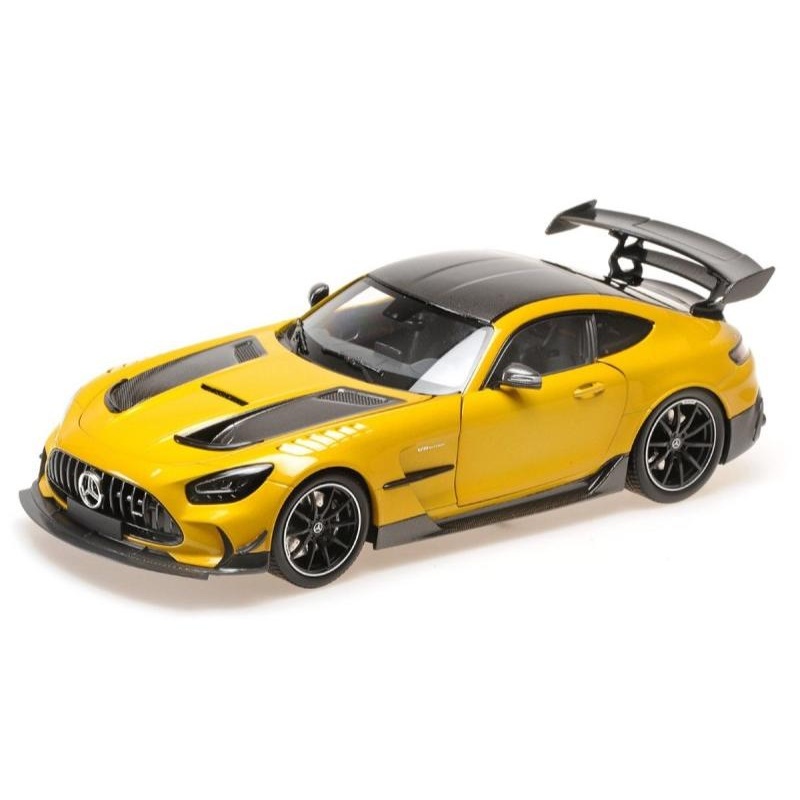 Minichamps 2021 Mercedes Benz AMG GT V8 Black Series Solarbeam Yellow 1:18