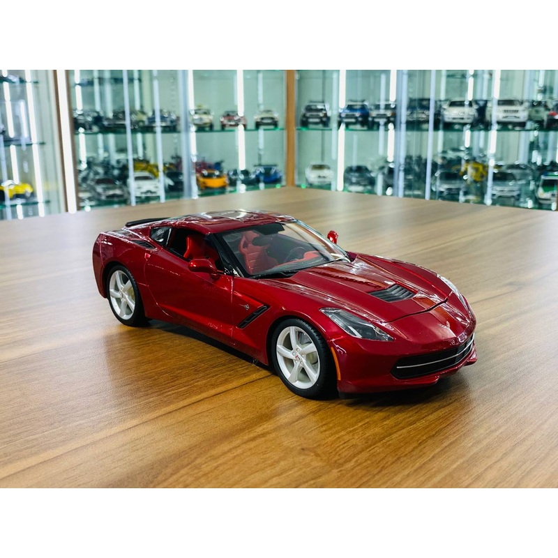 1/18 Diecast Maisto Chevrolet Corvette Stingray Z51  2014 in Red