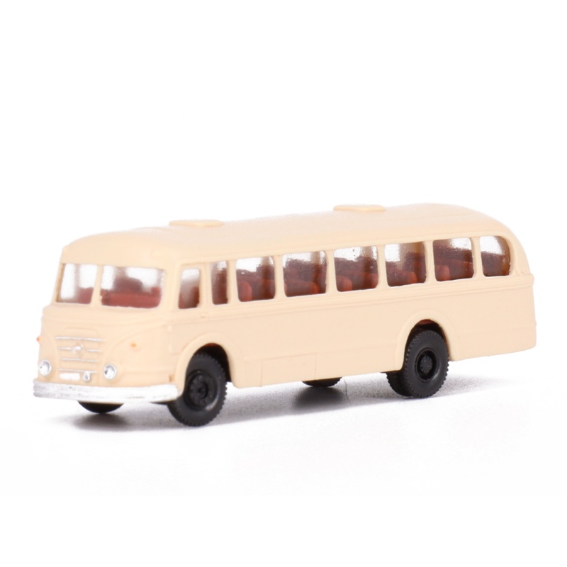 Bus IFA H6 beige