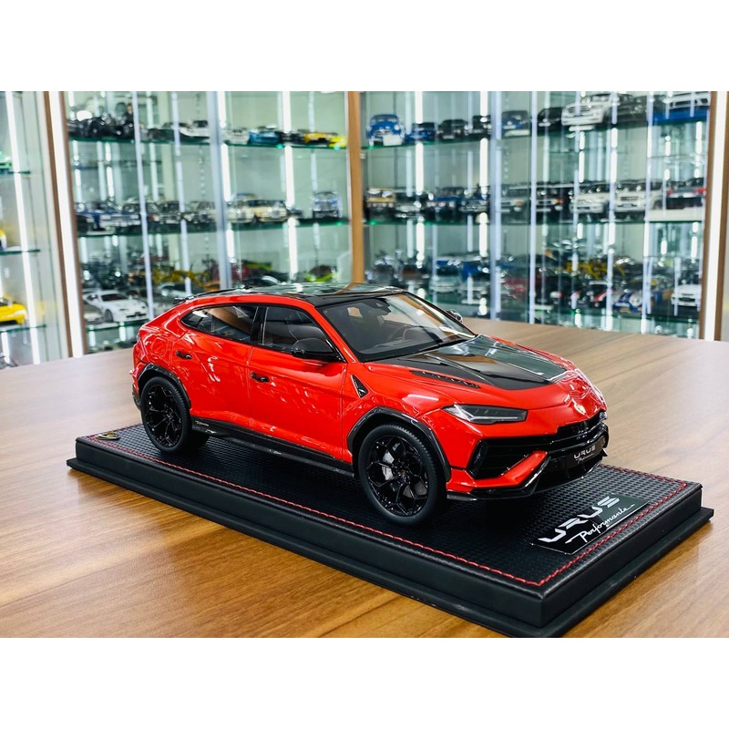 1/18 Resin Model MR Collection Lamborghini Urus Performante - Rosso Arancio