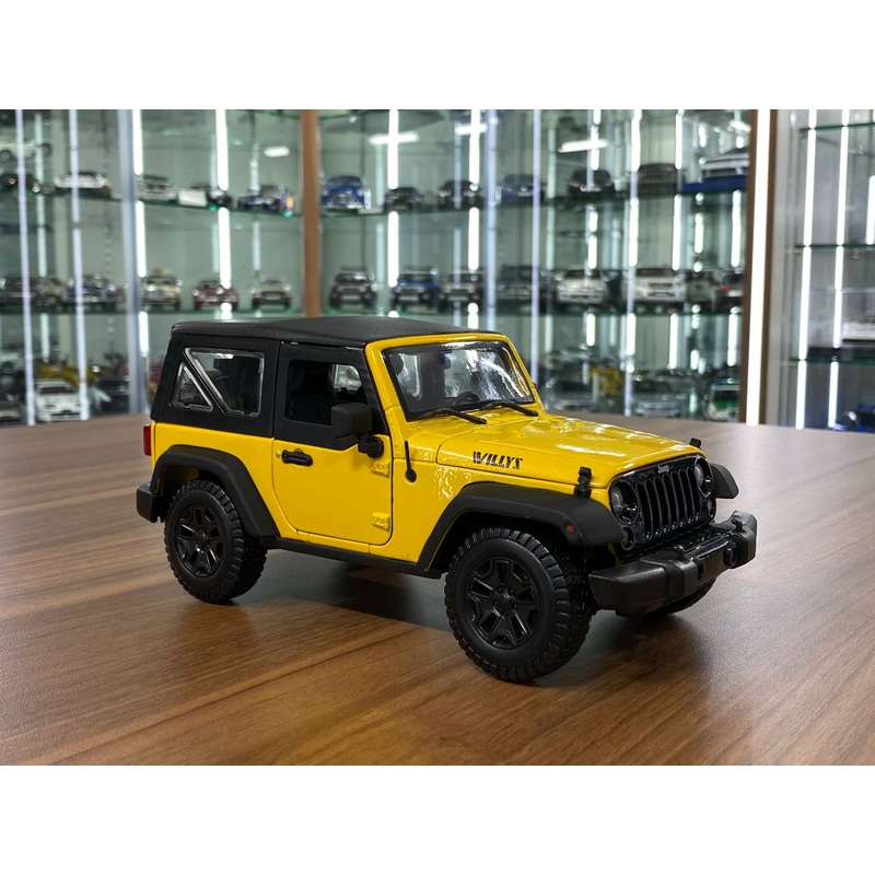 1/18 Diecast Maisto Jeep Wrangler 2014 Yellow