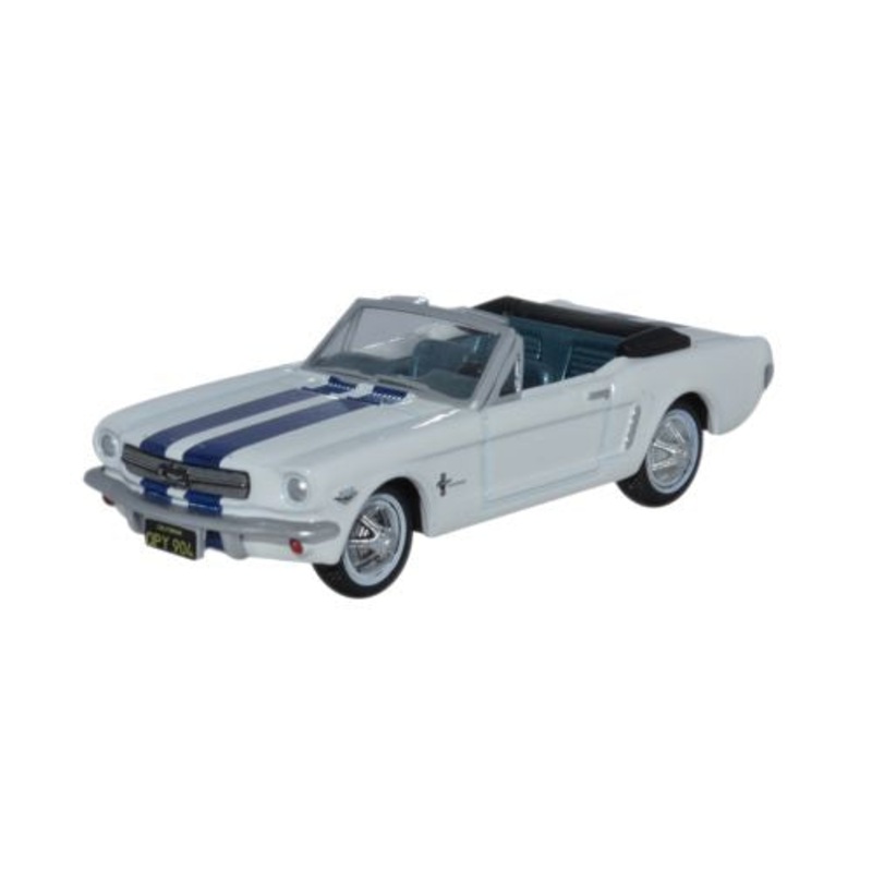 1965 Ford Mustang Convertible Wimbledon White_Guardsman