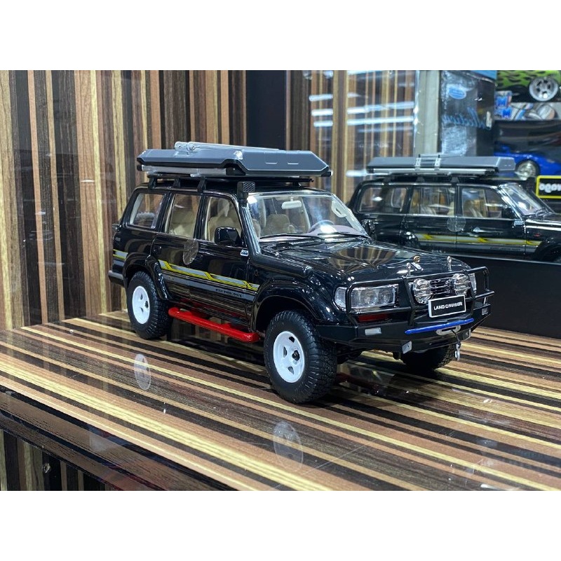 Toyota Land Cruiser 80 KengFai [1/18 Black Diecast]