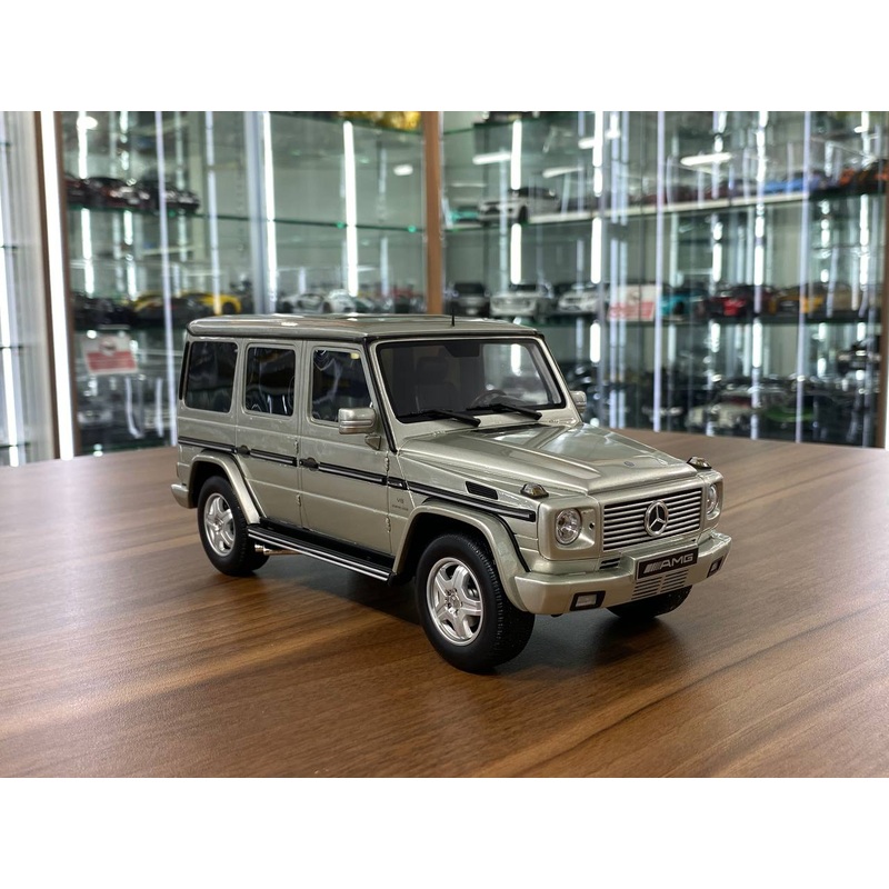 1/18 Resin Model  Mercedes-Benz G55 AMG | OttO Mobile| Gold | Limited 999 pcs