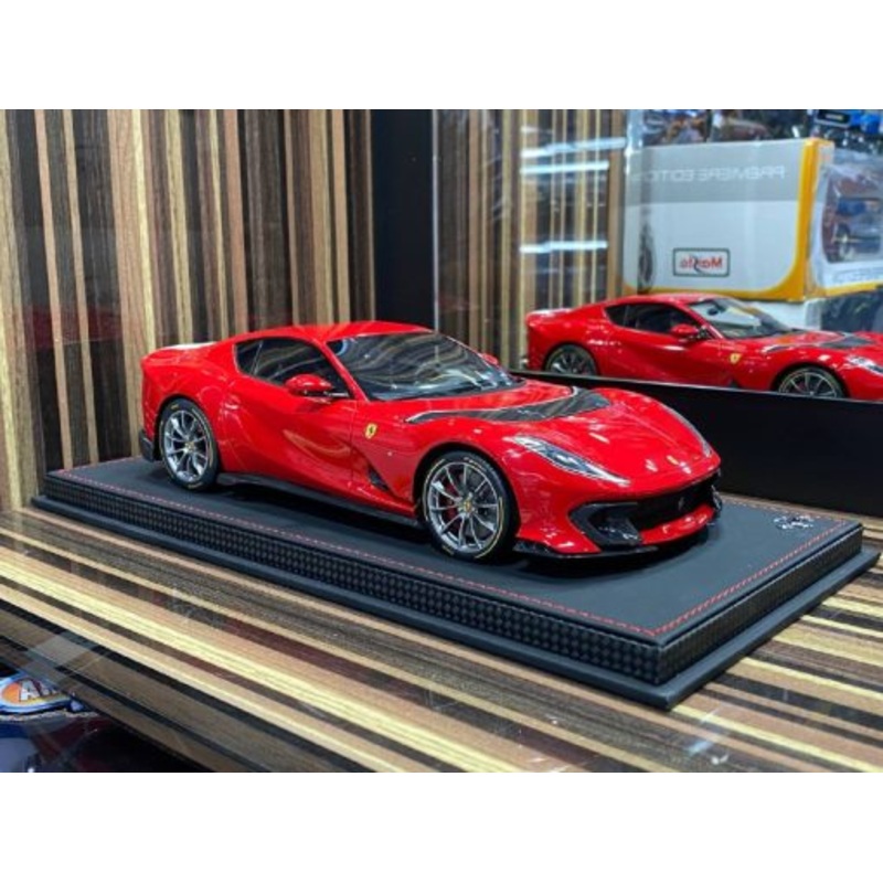 1/18 Diecast Ferrari 812 Competizione 2021 Rosso Corsa 322Scale Model Car