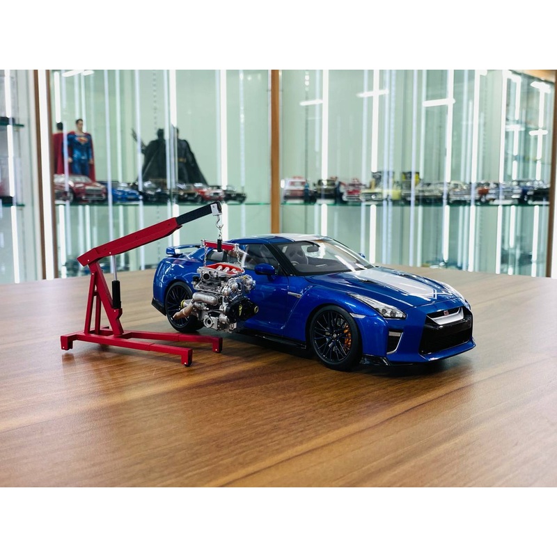 1/18 Diecast - MotorHelix Nissan GT-R R35 50th Anniversary in Wangan Blue, Limited to 1199 Pieces