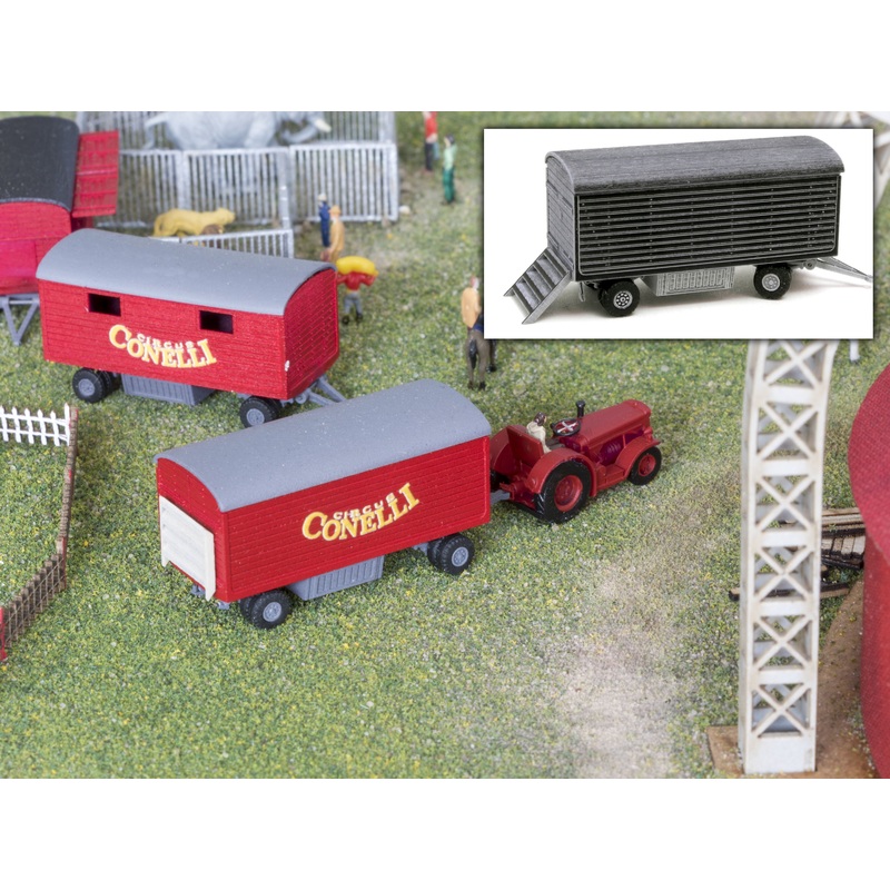 Circus van for short elip. top, roof