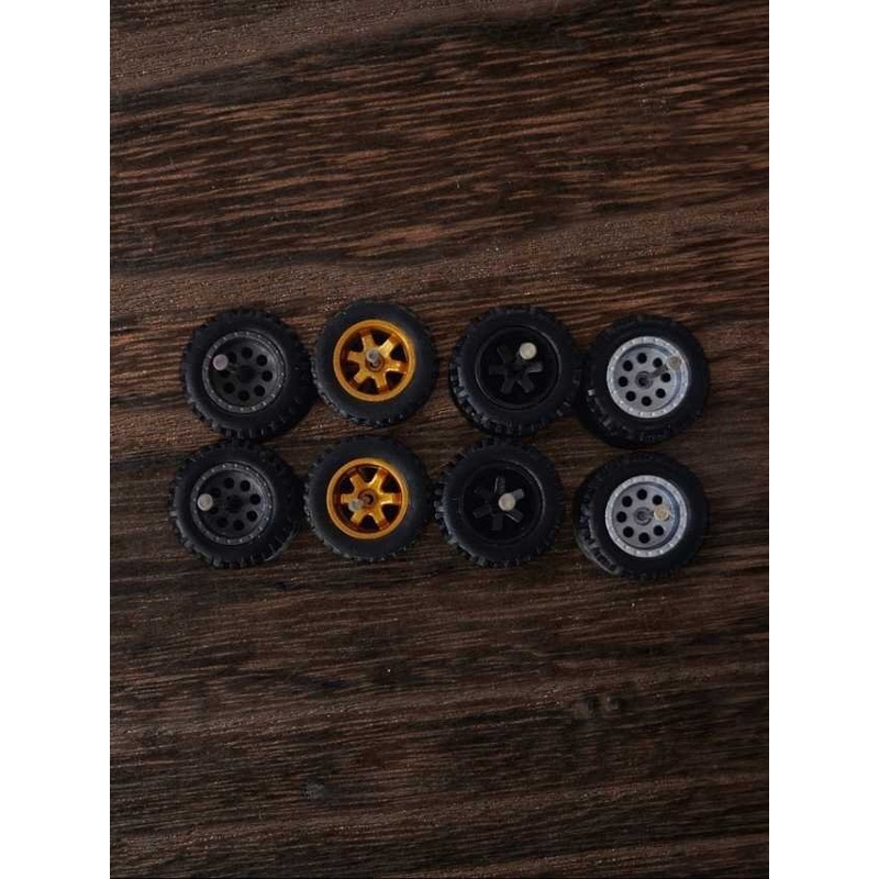 Rubber tires wheels (set 4) 1:64w-15