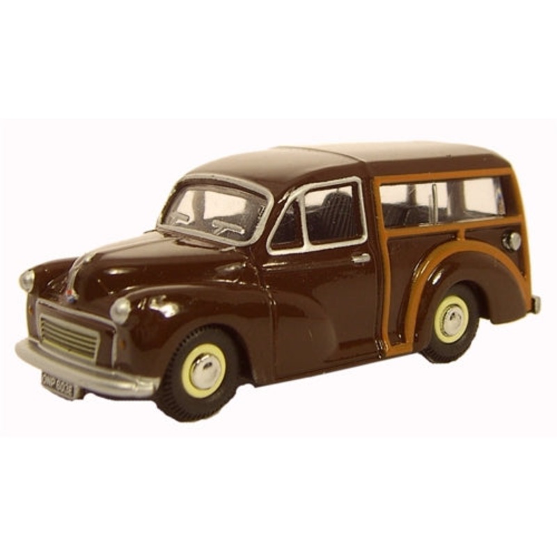 Traveller 1967 Maroon - 1:76 Scale