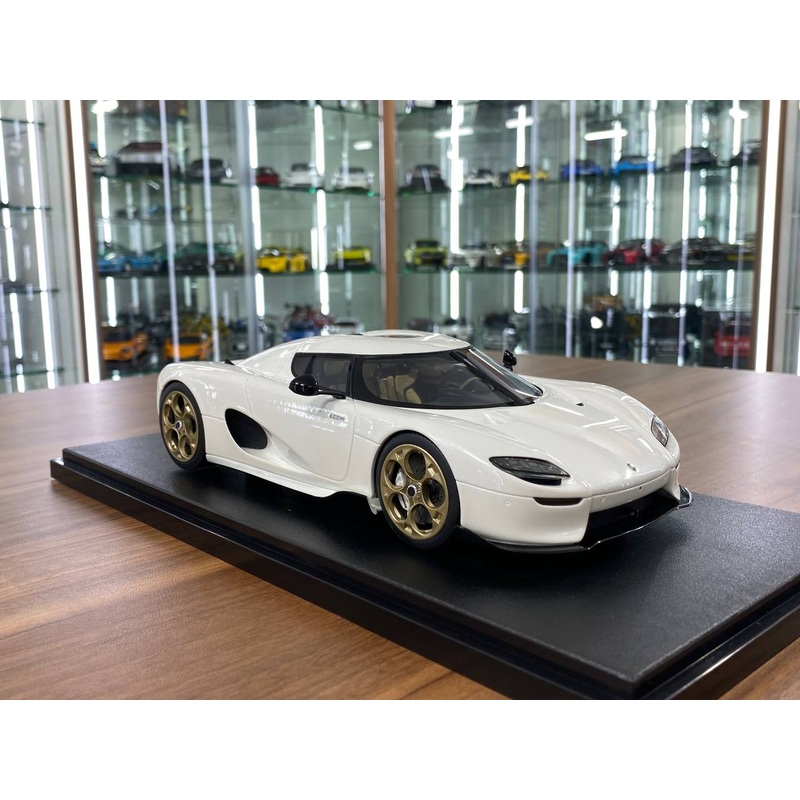 1/18 Resin Model GT Spirit Koenigsegg CC850 - White Limited Edition