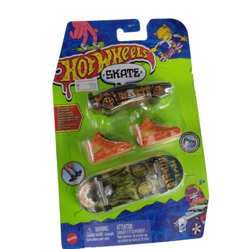 EXCLUSIVE Hotwheels Skates Riveted &Ghastly Ghoul