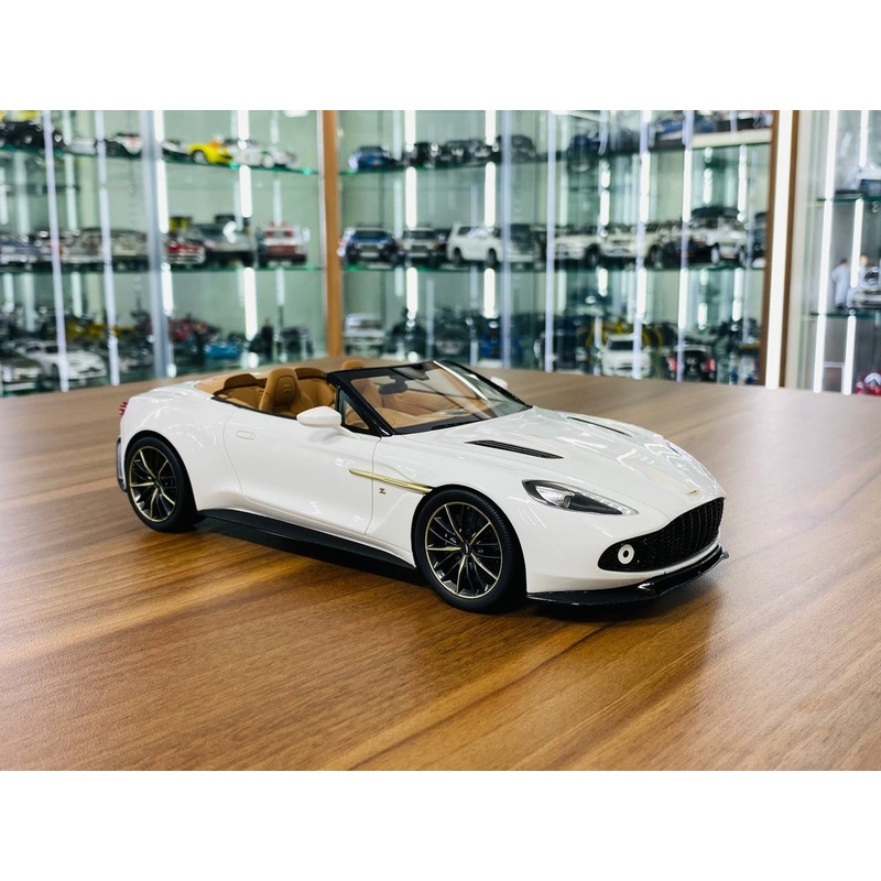 1/18 Resin Top Speed Aston Martin Vanquish Zagato Volante in Escaping White - Limited Edition