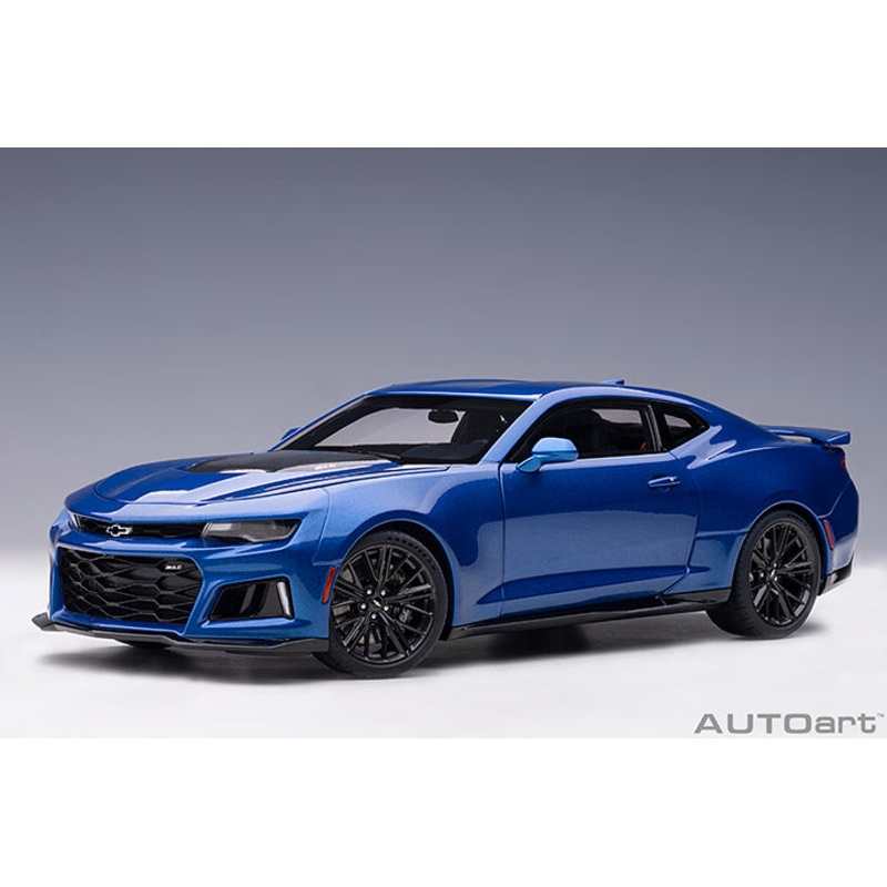 AUTOart 2017 Chevy Camaro ZL1 Hyper Blue Metallic 1:18